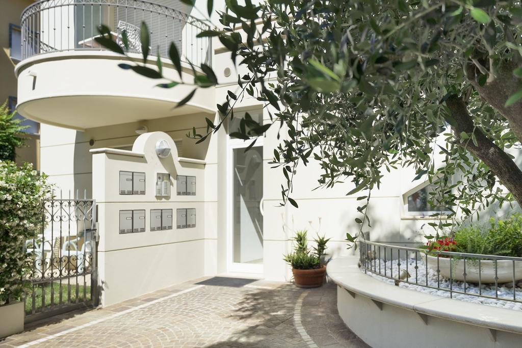 Residence Hamilton Riccione Luaran gambar